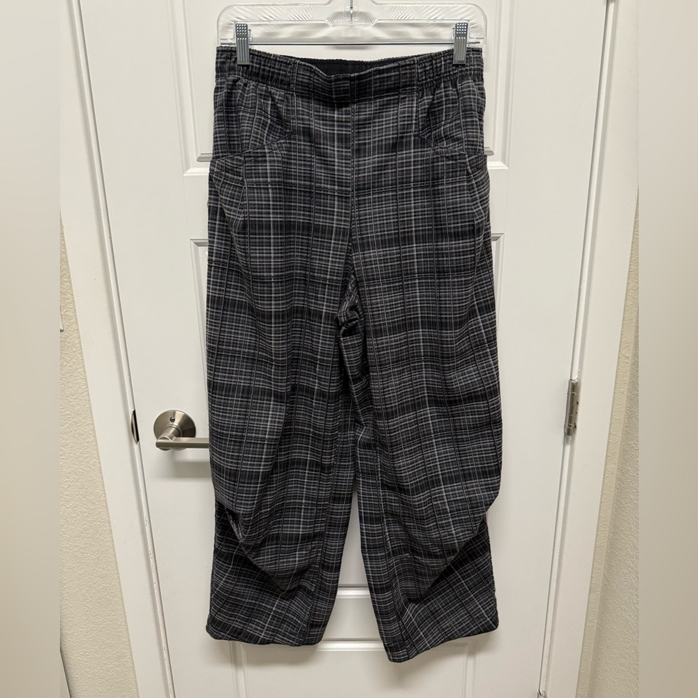 Free People Nice Choice Pull-On Pants - black and white plaid - size small - Picture 2 of 4